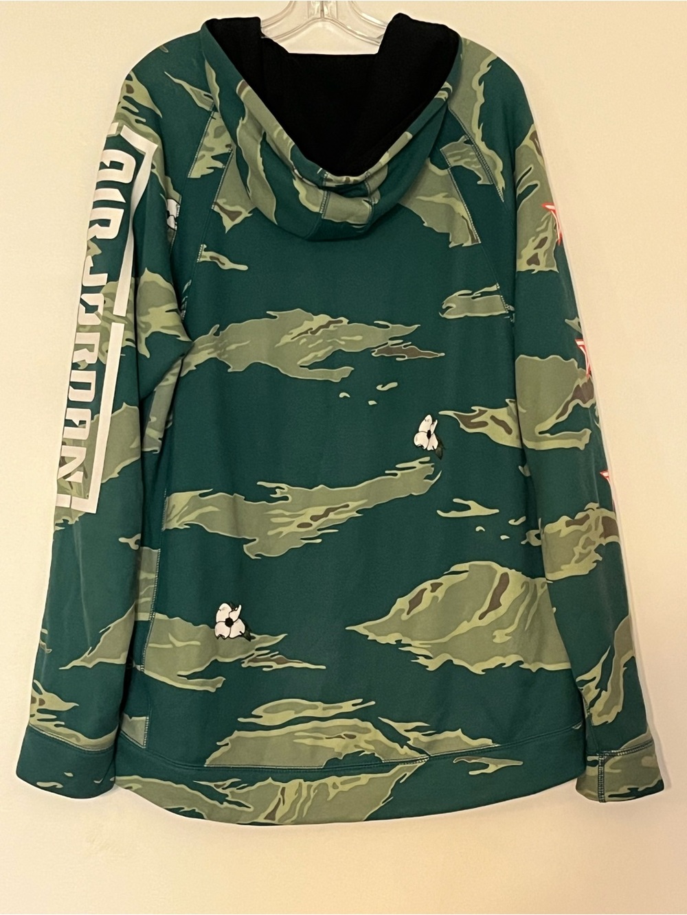 Jordan Men’s “City of Flight” Camo Hoodie - Picture 2 of 9
